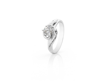 Twisted Solitaire Diamond Engagement ring