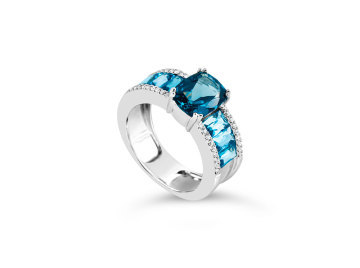 White Gold ring set with Blue Topaz and diamonds.
